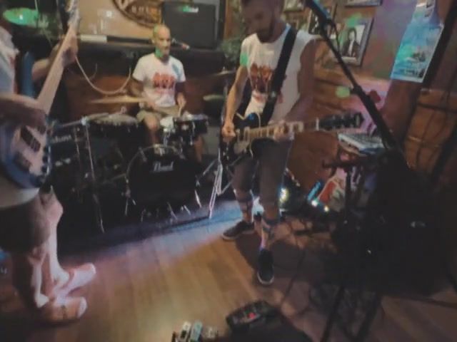 SHAMLESS - DOMINGO 14 SEPTIEMBRE - 20:00h (Carrer Esportista Juan Matos, 4)